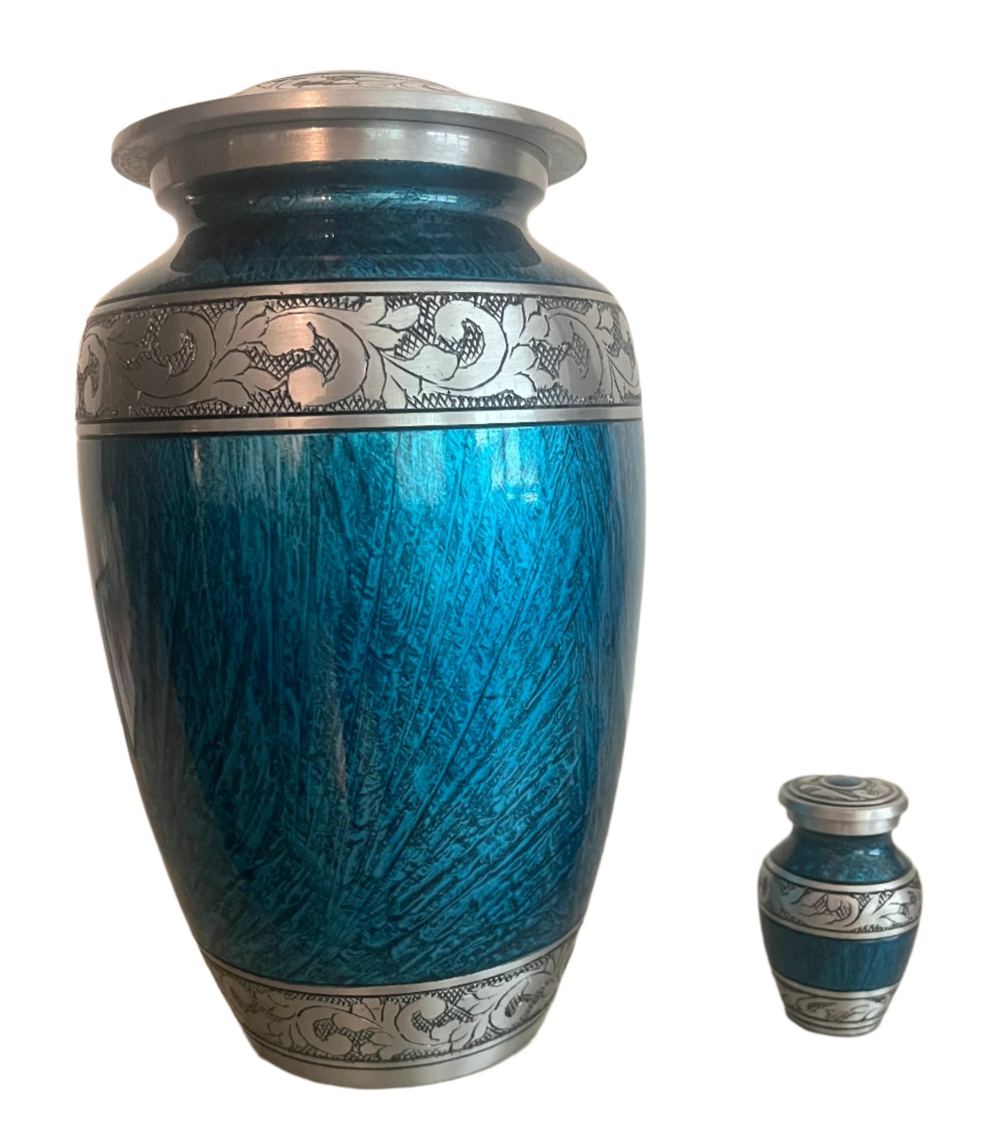 Straw Urn Cyan